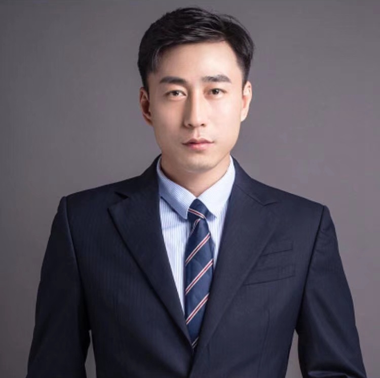 彭中华 技术统筹负责人